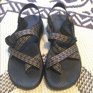 Chaco toe strap vault pattern- size 9